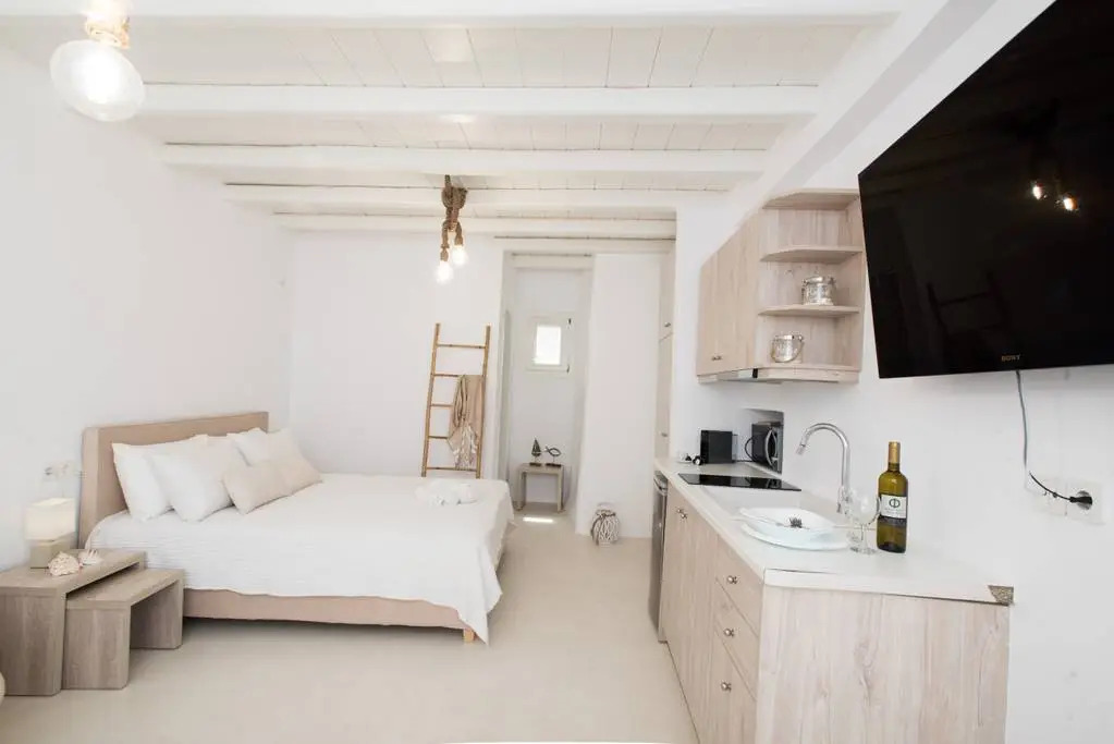 Апартаменты Gorgeous Studio In Cycladic Architecture Overlooking The Aegean