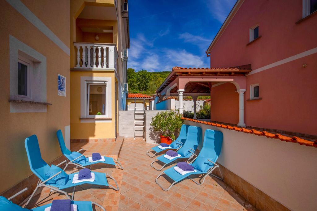 Апартаменты Royaluxs Villas and Apartments - Villa Oleander