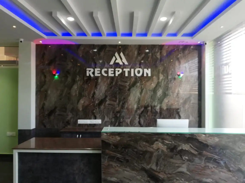 Отель Gateway Suites