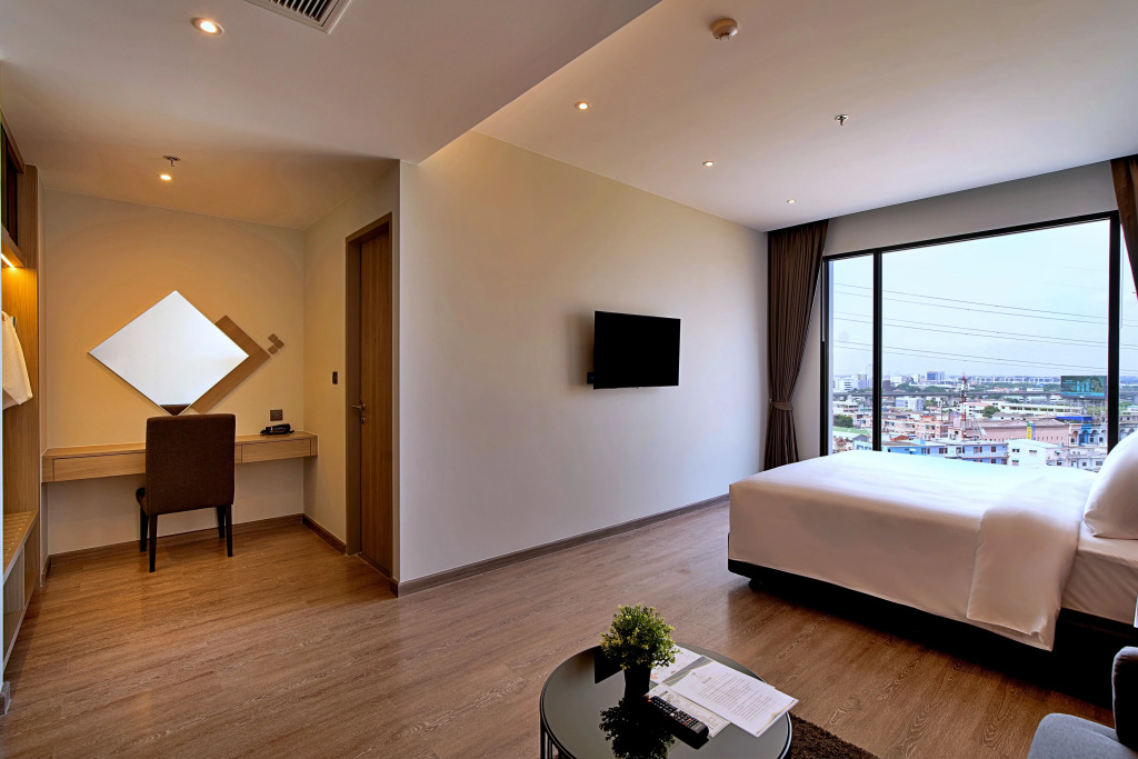 Отель Thaya Hotel Bangkok
