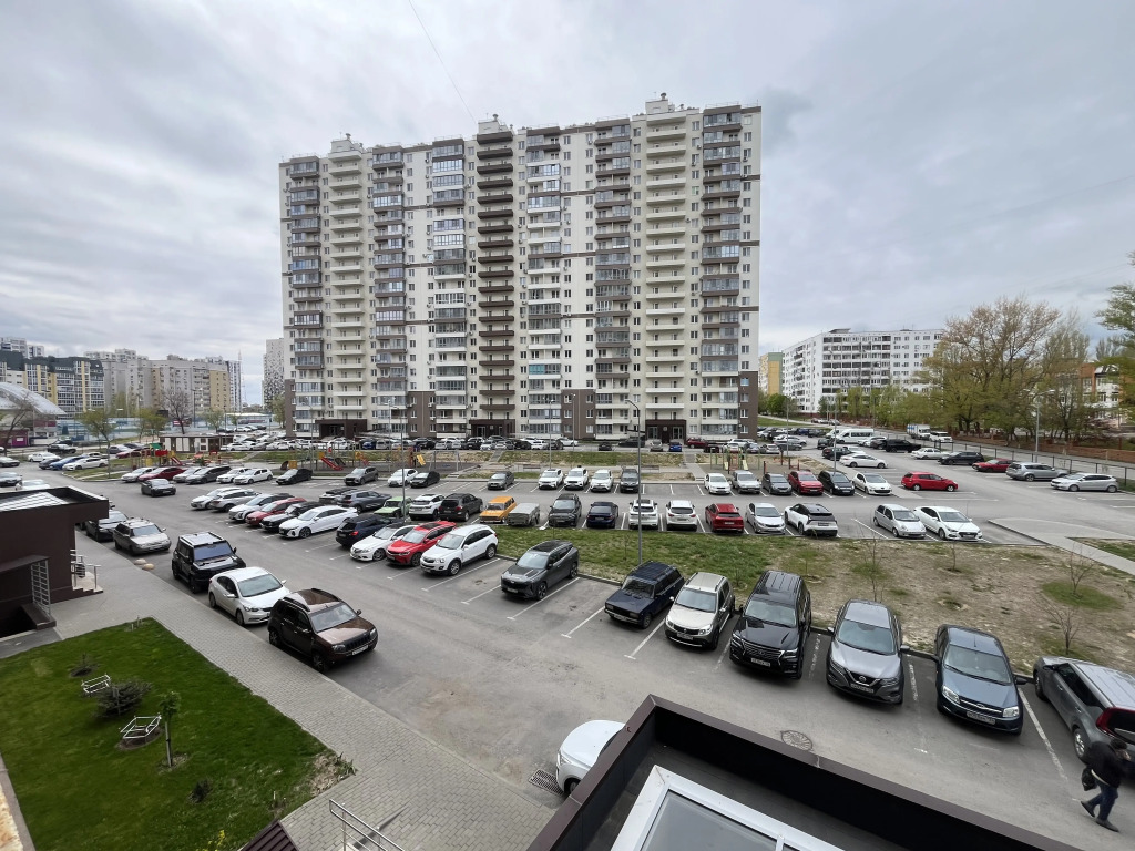 Квартира новая в центре Дзержинского района