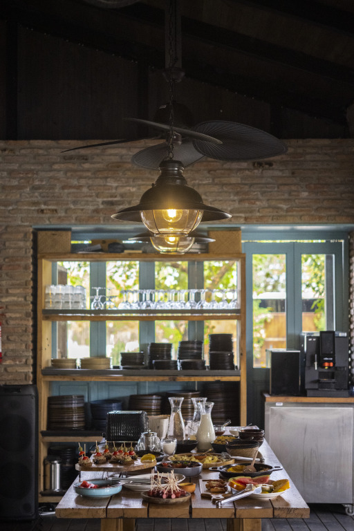 Rico Rancho Hotel