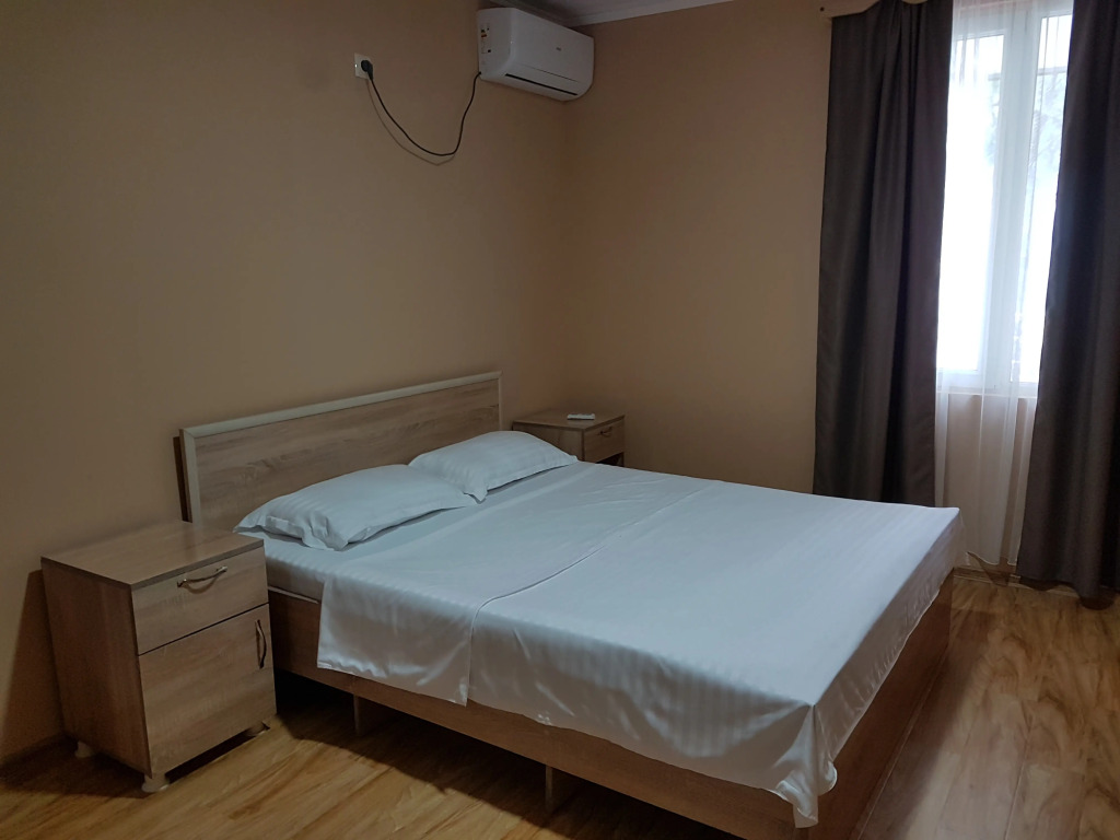 Ippa S Plaza Hotel