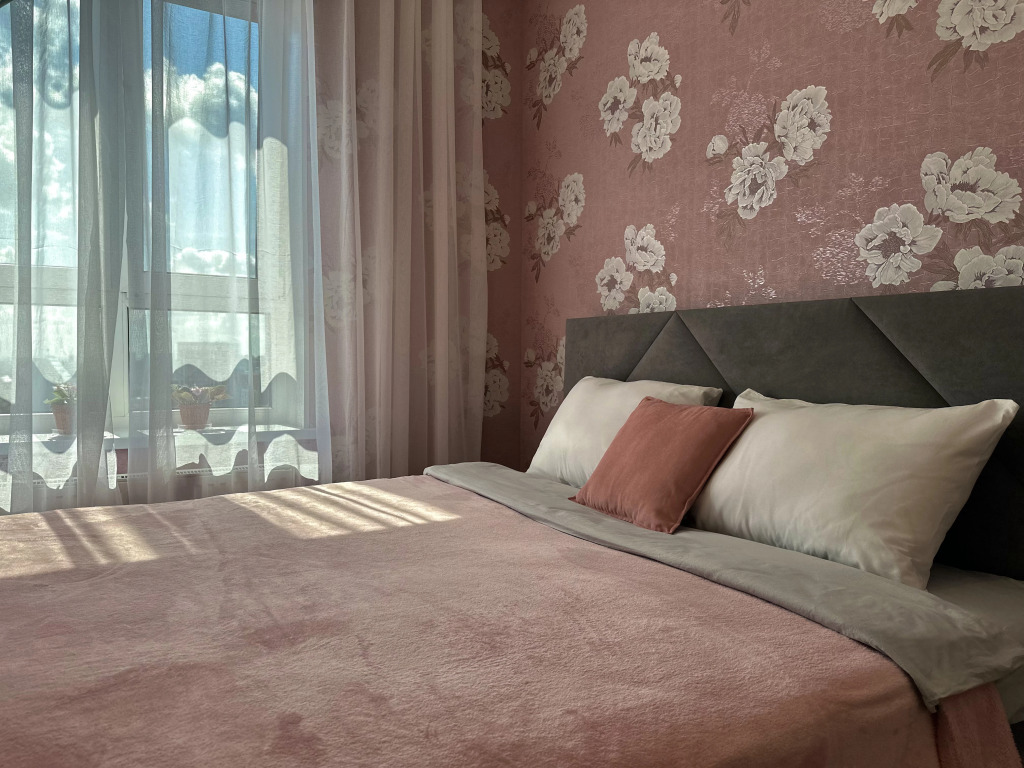 Sedymoye Nebo Flat