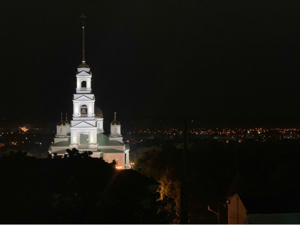 Квартира стильная с видом на Спасский собор