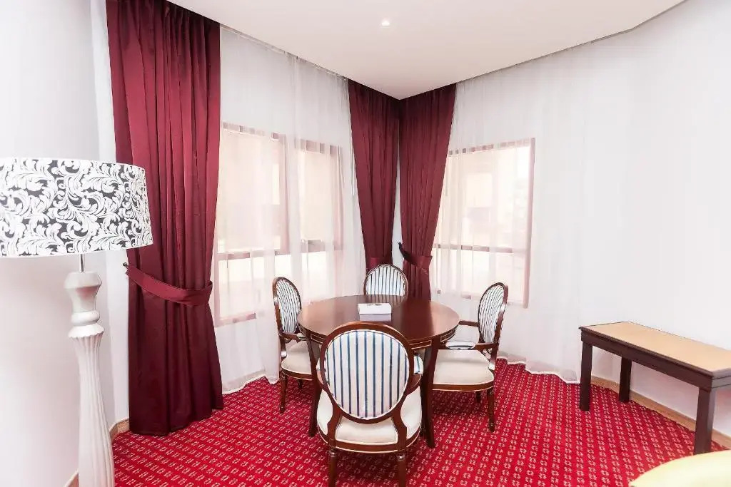 Red Castle Hotel