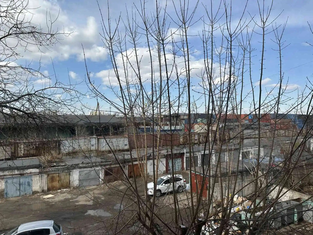 Квартира Студия вблизи Набережной Енисея