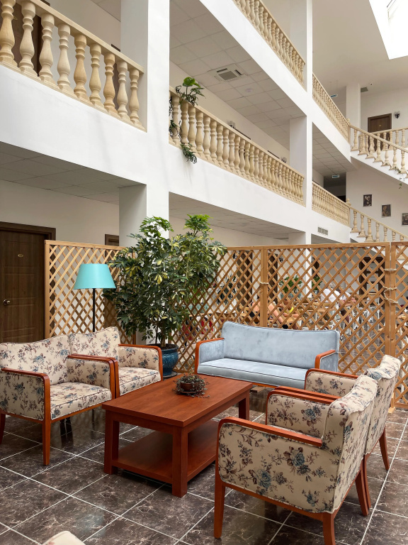 Lucette Guest House