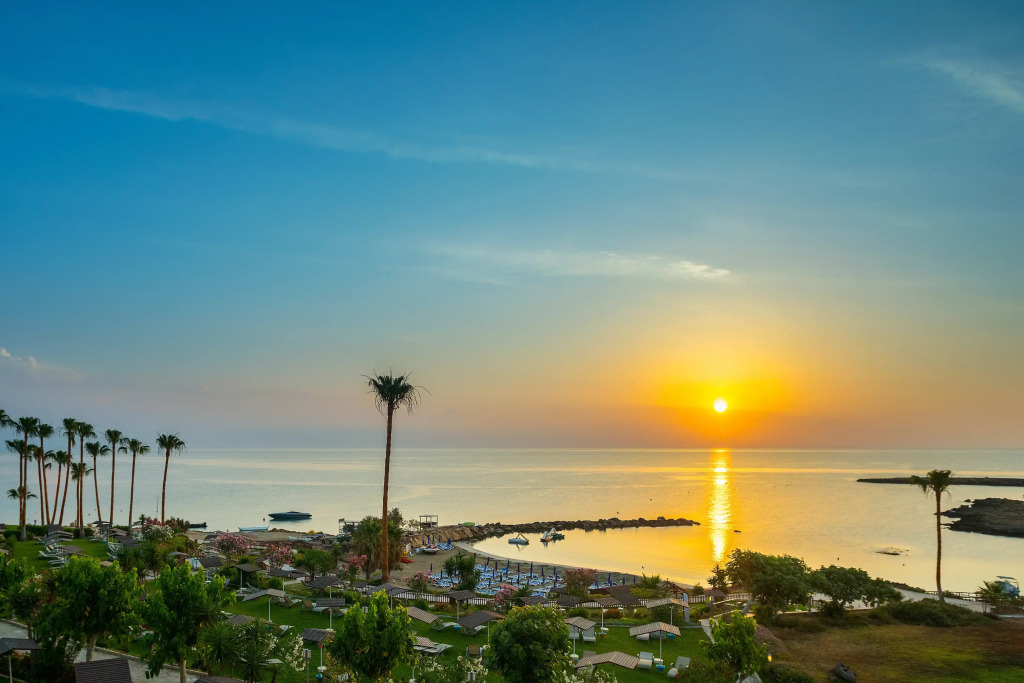 Отель Cavo Maris Beach