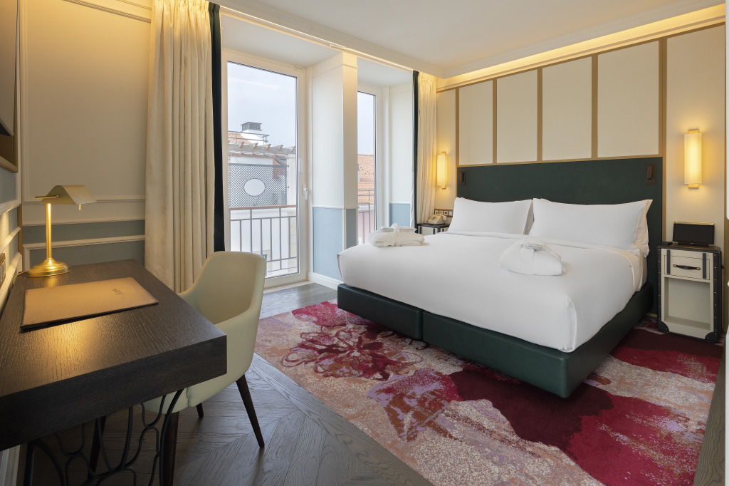 The Emerald House Lisbon - Curio Collection By Hilton
