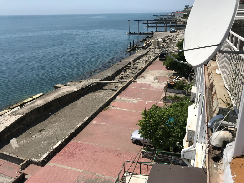 Дом-эллинг на море