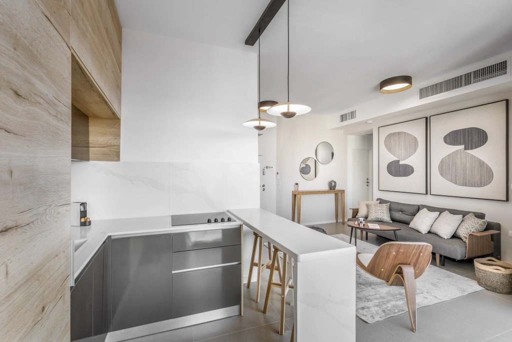 High End & Design with Baconly by FeelHome
