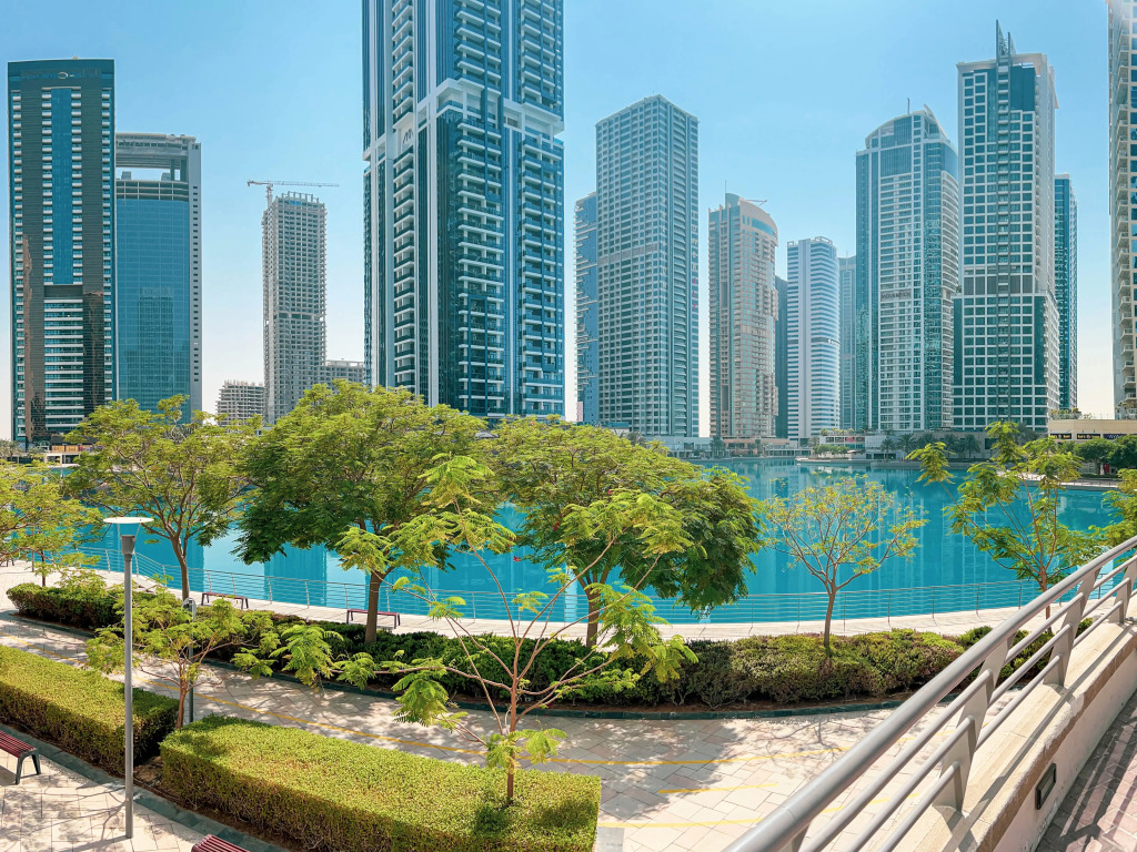 Апартаменты Cosmos Living Elegant Studio Near Dubai Marina