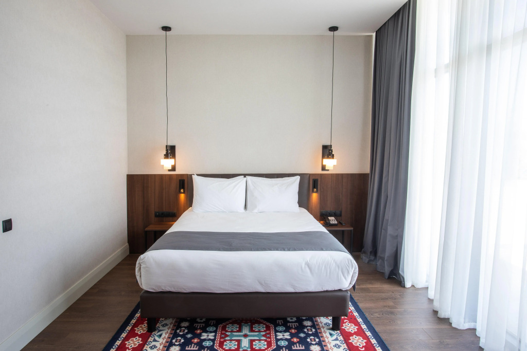 Отель Holiday Inn Telavi, an IHG Hotel