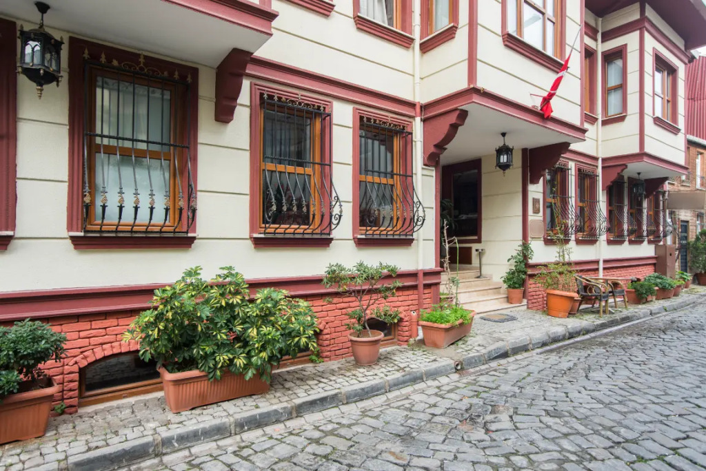 Aruna Boutique Hotel