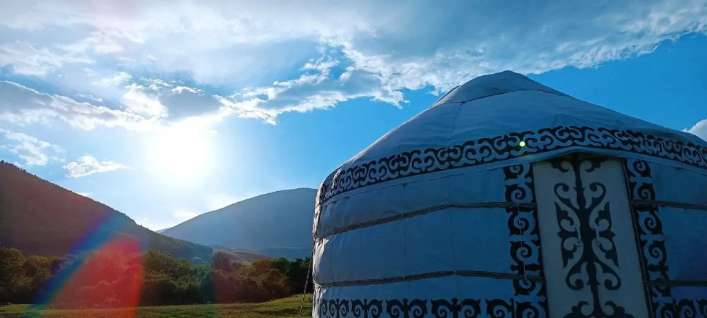 Кемпинг Sky Yurts
