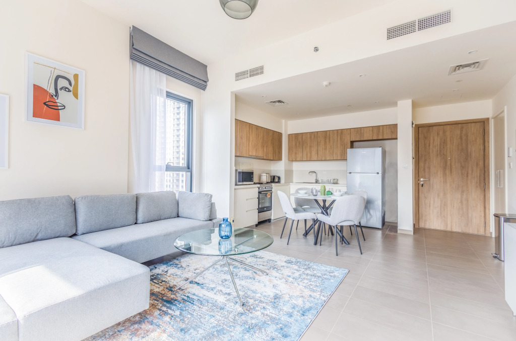 Elite LUX Holiday Homes - Upscale & Stylish 2BR Dubai Hills