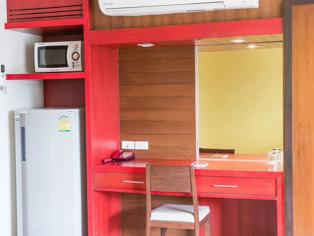 Отель ZEN Rooms Chaofa East Road