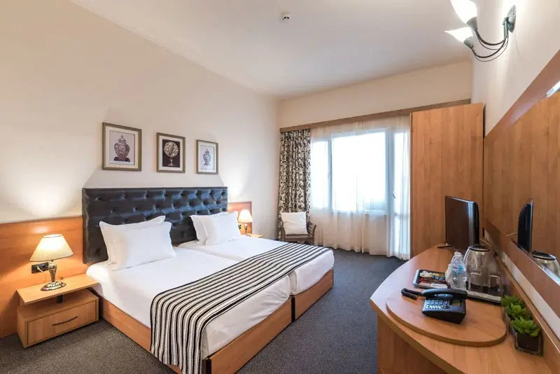 Lotus Family Hotel