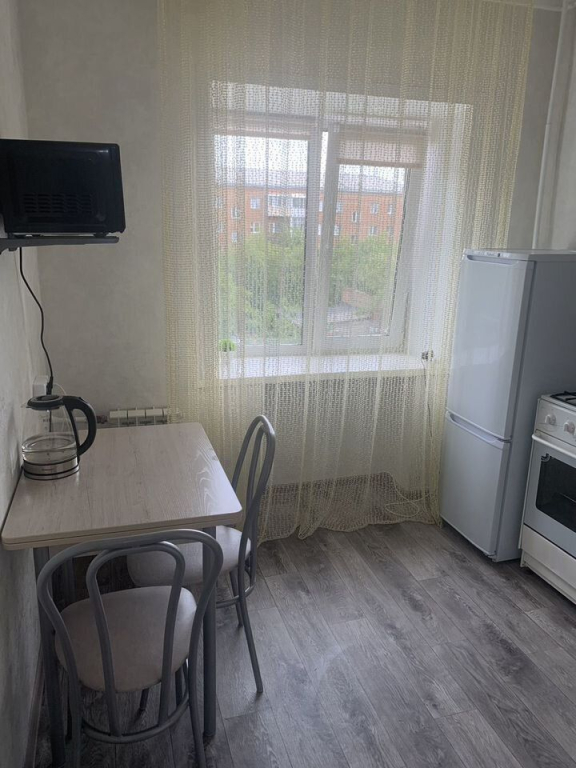 Квартира на Парижской Коммуны 30/29