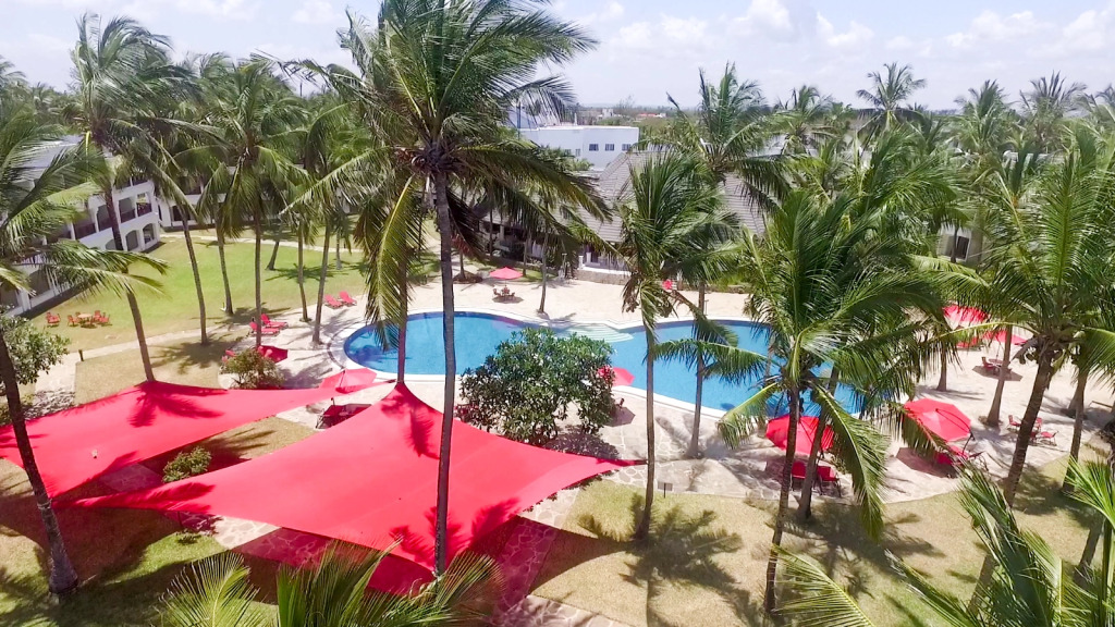 Отель PrideInn Paradise Beach Resort & Spa