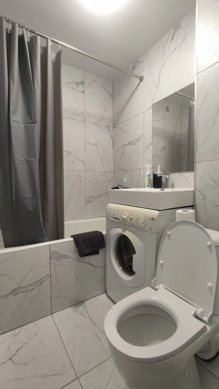 Квартира 2-кoмнатная в райoнe c paзвитoй инфpaструктурой