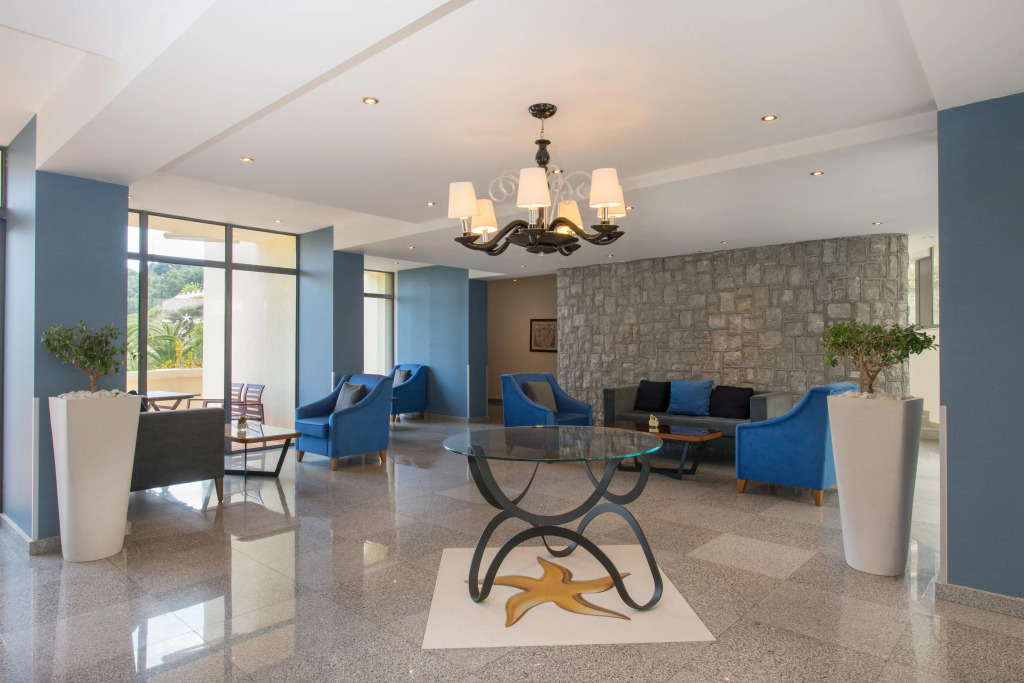 Отель Iberostar Waves Bellevue