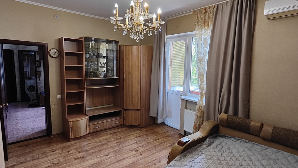 Квартира Тихая в зелёном районе