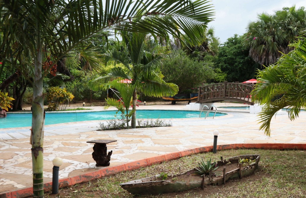 Отель Makao Changani Beach Resort