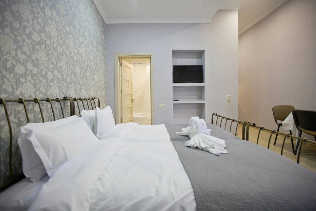 Metekhi Corner Apartments