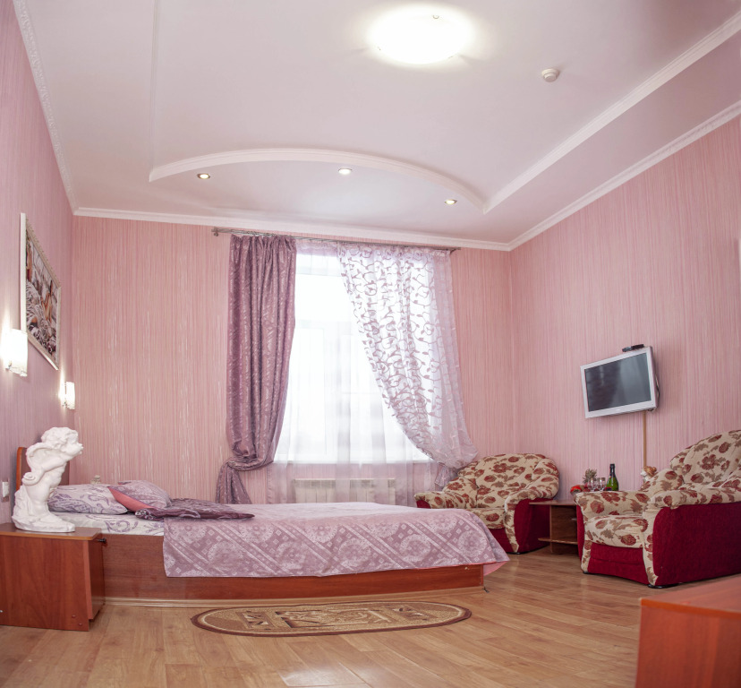 Три Льва