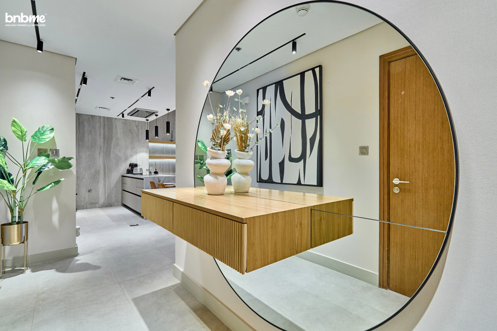 Апартаменты Bnbmehomes  Lux Haven Burj View Opera District - 1408