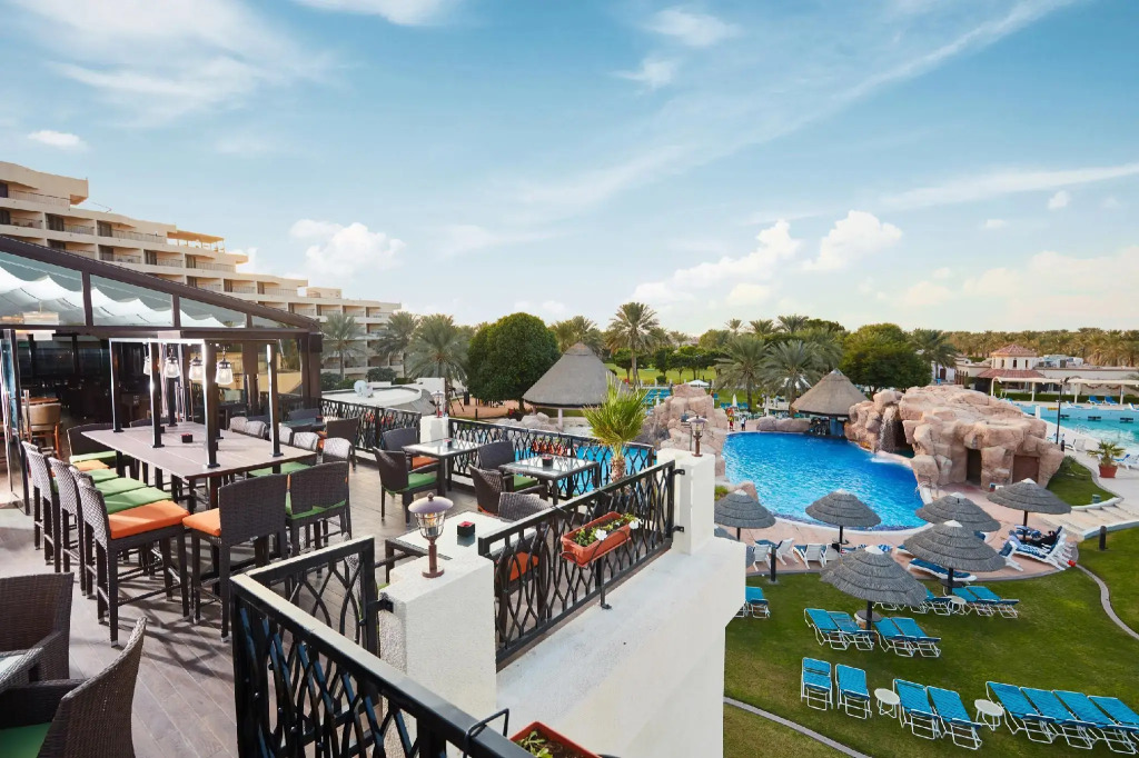 Отель Danat Al Ain Resort