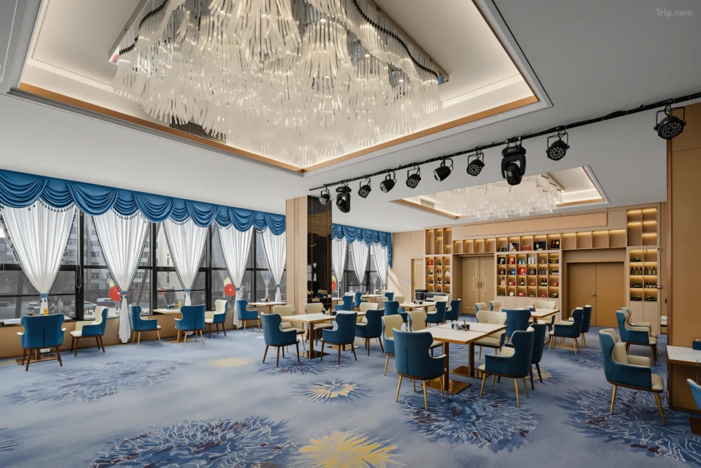 Rainbow Hotel
