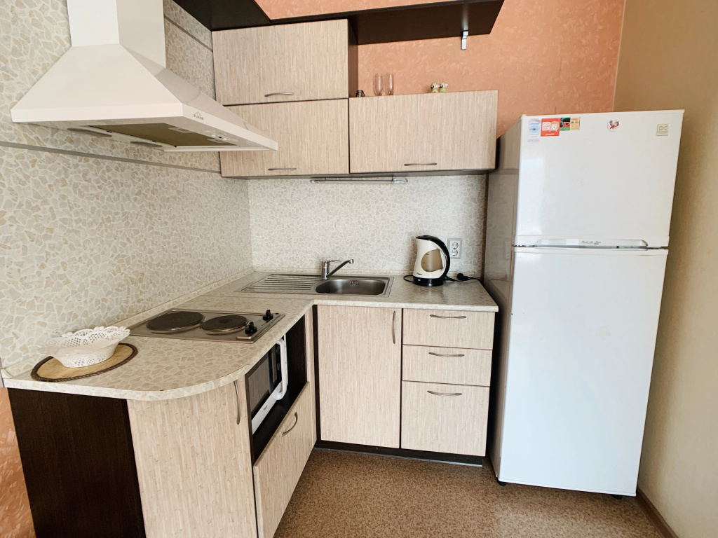 Двухместные апартаменты c 1 комнатой с балконом (двуспальная кровать) в Амурский уют
