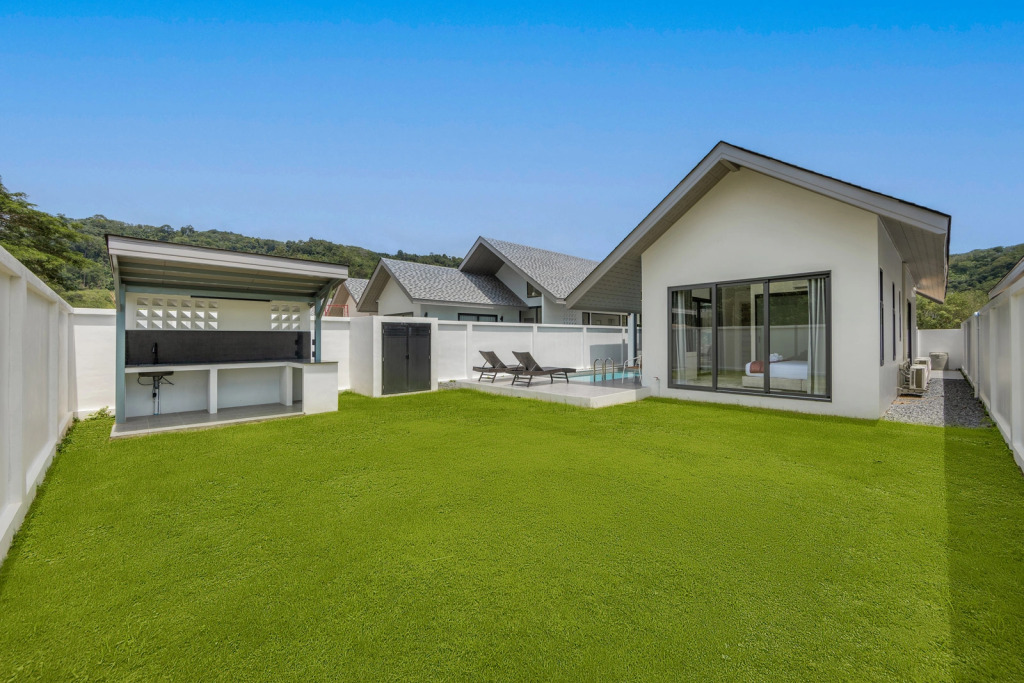 Курортный отель Akara Pool Villas Phuket by Tropic Look