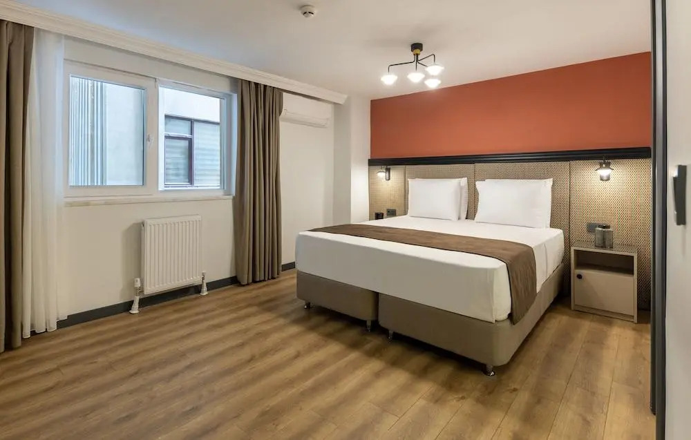 Отель BayMari Suites City Life