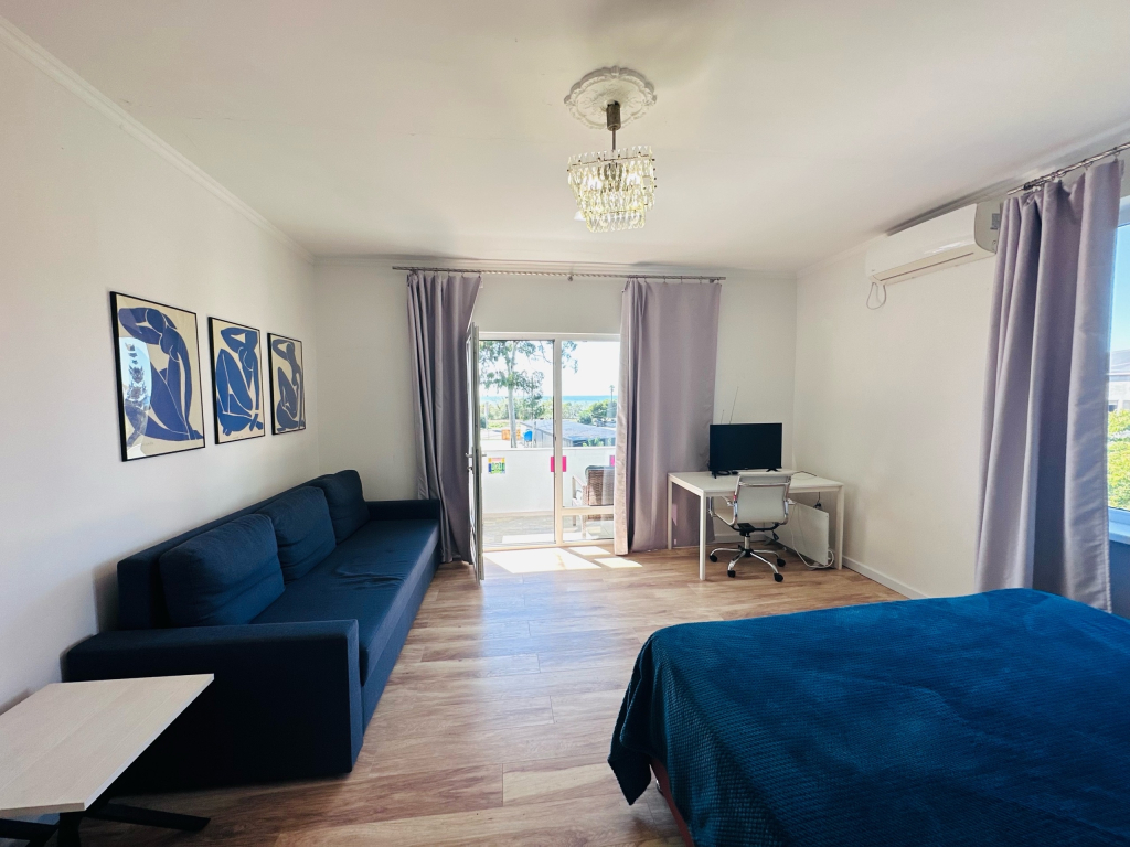 Matiss S Vidom na More Apartment