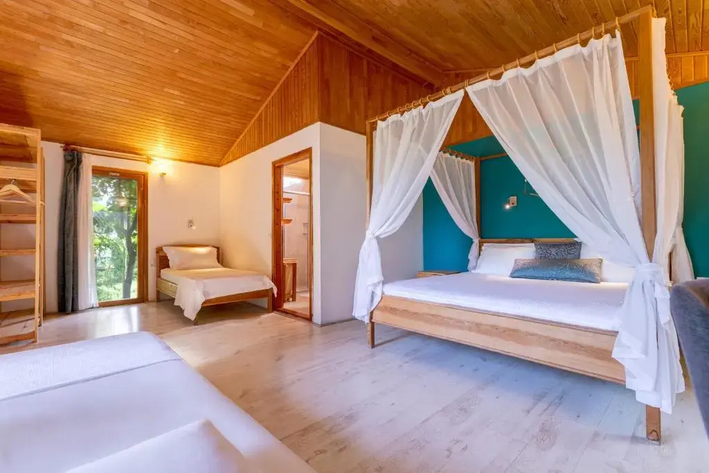 Бунгало Etenna Beach Bungalows