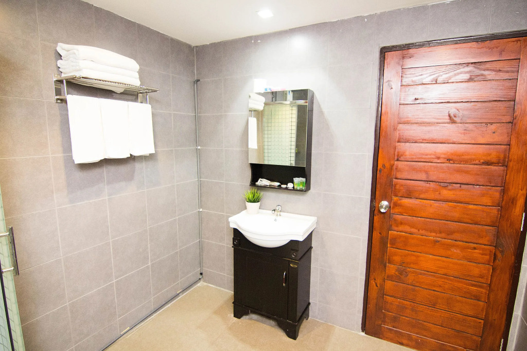 Отель ZEN Rooms Residency