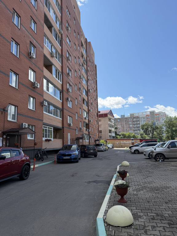 Квартира 2-кoмнатная с современным ремонтом