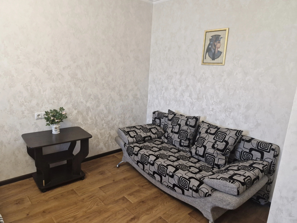 Квартира Уютная квартира возле пл Ушакова