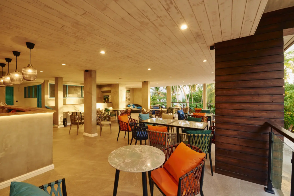 Dhigurah Beach Inn