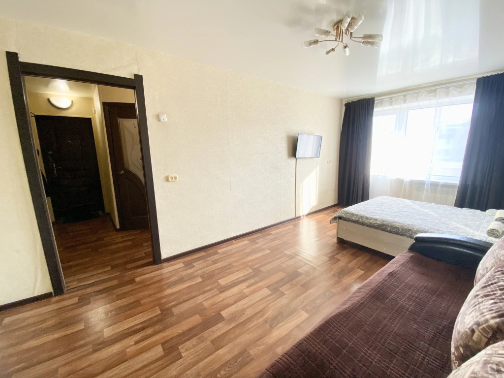 Квартира на Комарова 4