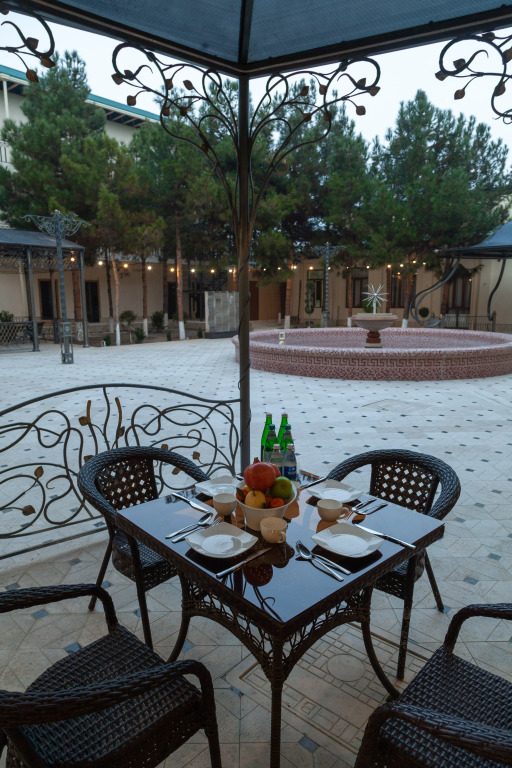 Отель Zarafshon Garden
