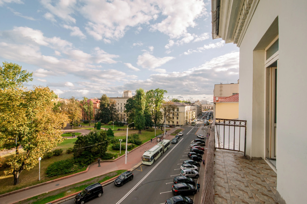 Квартира Трехкомнатные апартаменты у Красного Костёла