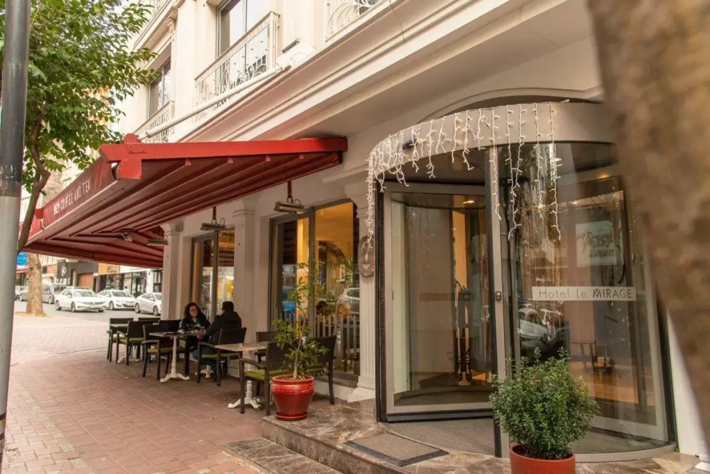 Hotel Le Mirage