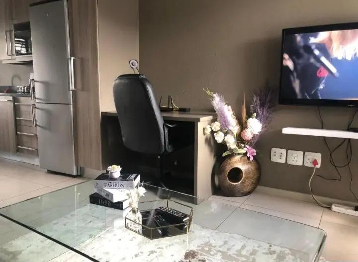 Апартаменты Penthouse Suite  Exquisite One Bedroom Apartment