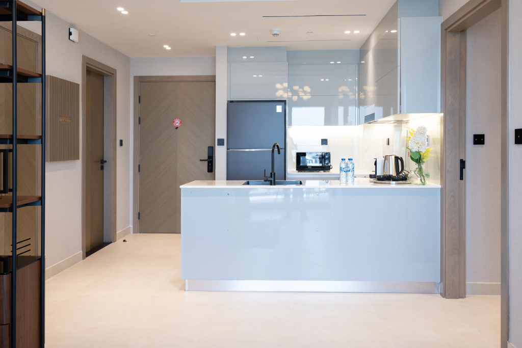 Апартаменты Keyrock Living - Binghatti Canal Luxury Haven