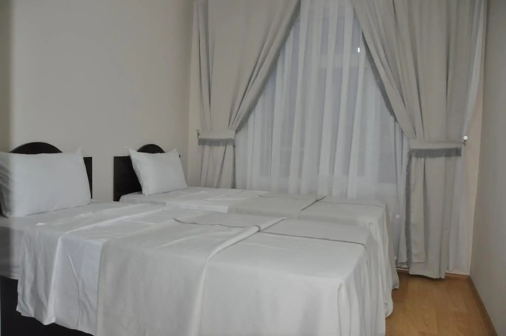 ELMİR SUİTES Hotel